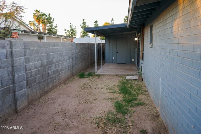 649 E 2ND Street, Mesa, AZ 85203