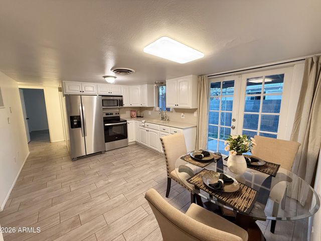 649 E 2ND Street, Mesa, AZ 85203