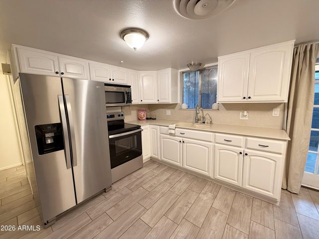 649 E 2ND Street, Mesa, AZ 85203