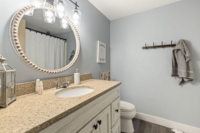 3015 Valleywood Drive SW, Rochester, MN 55902