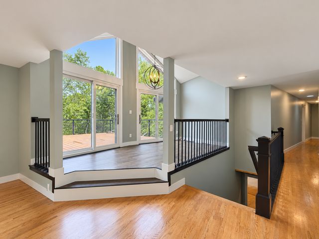 3015 Valleywood Drive SW, Rochester, MN 55902