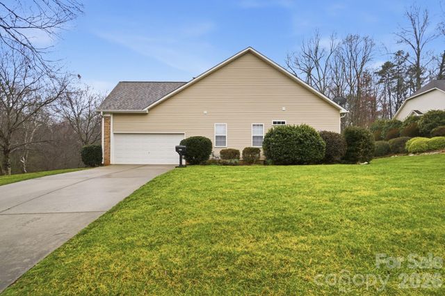 7125 Sedgebrook Drive W, Stanley, NC 28164