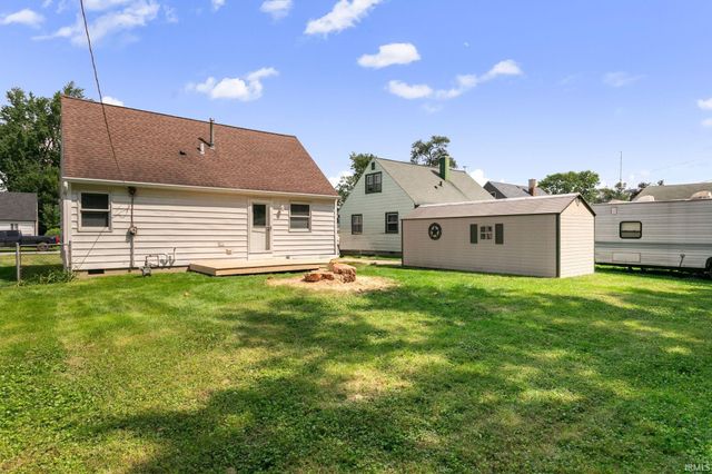 4606 Meadow Lane, South Bend, IN 46619