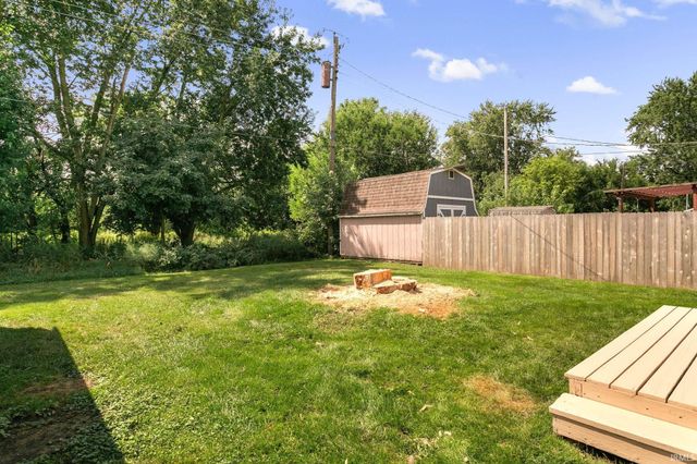 4606 Meadow Lane, South Bend, IN 46619