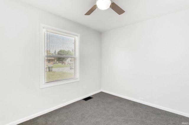 4606 Meadow Lane, South Bend, IN 46619