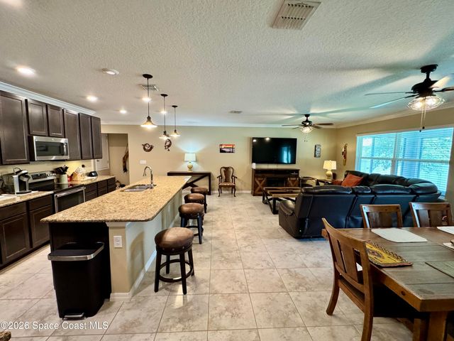 8066 104th Avenue, Vero Beach, FL 32967