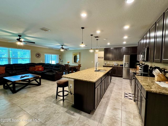 8066 104th Avenue, Vero Beach, FL 32967