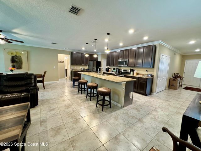 8066 104th Avenue, Vero Beach, FL 32967