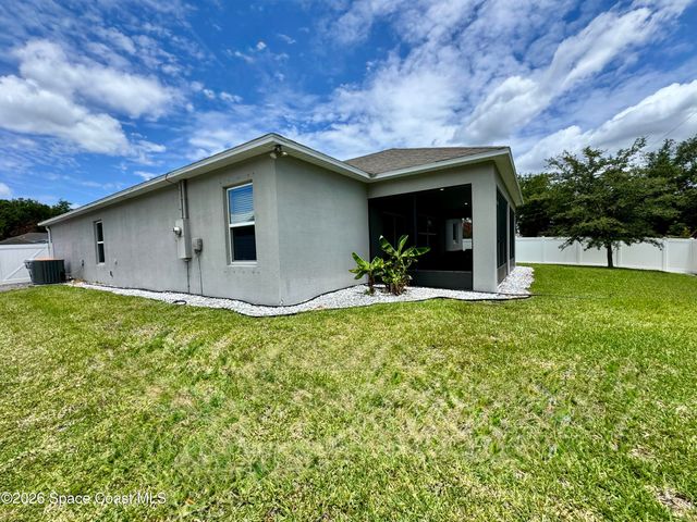 8066 104th Avenue, Vero Beach, FL 32967