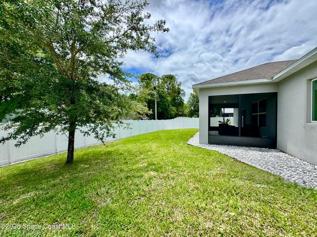 8066 104th Avenue, Vero Beach, FL 32967