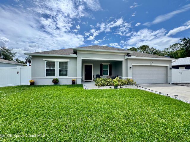8066 104th Avenue, Vero Beach, FL 32967