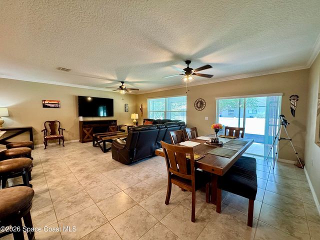 8066 104th Avenue, Vero Beach, FL 32967
