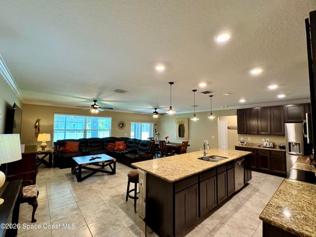 8066 104th Avenue, Vero Beach, FL 32967