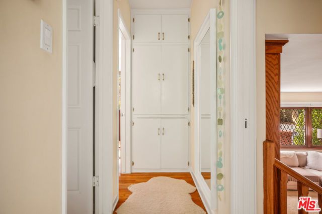 9720 Yoakum Drive, Beverly Hills, CA 90210