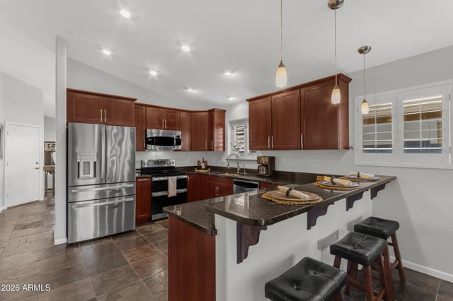 4817 E SWILLING Road, Phoenix, AZ 85054