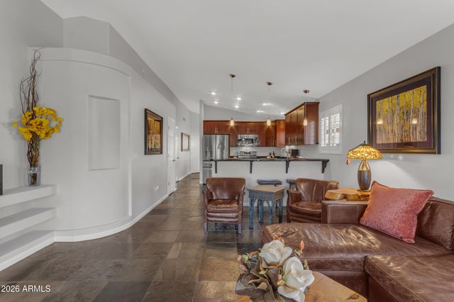 4817 E SWILLING Road, Phoenix, AZ 85054