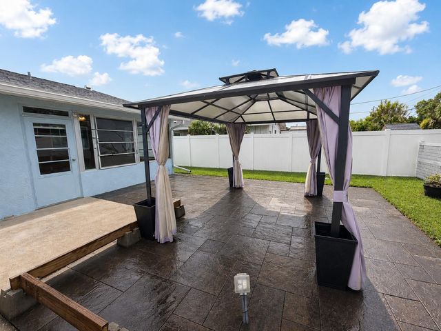 3753 15TH AVENUE N, St Petersburg, FL 33713