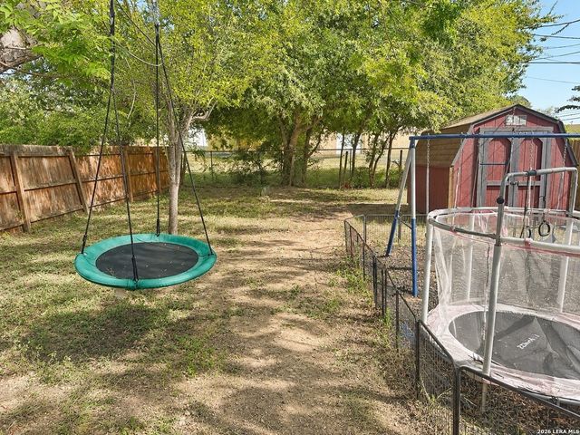 9643 SEKULA DR, San Antonio, TX 78250