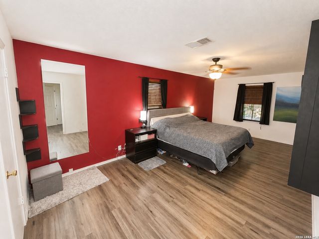 9643 SEKULA DR, San Antonio, TX 78250
