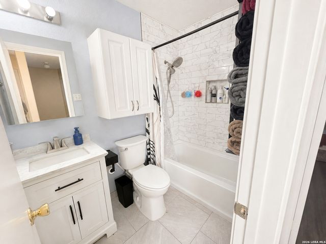 9643 SEKULA DR, San Antonio, TX 78250