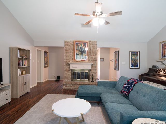 14022 Tree Crossing, San Antonio, TX 78247