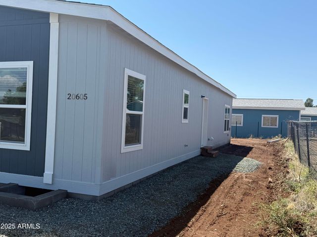 20605 E CONESTOGA Drive, Mayer, AZ 86333