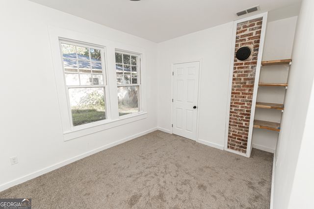 622 Whitney Avenue, Albany, GA 31701