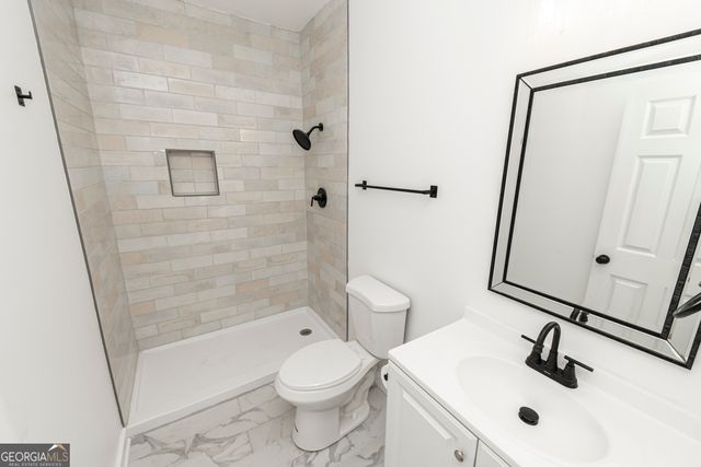 622 Whitney Avenue, Albany, GA 31701