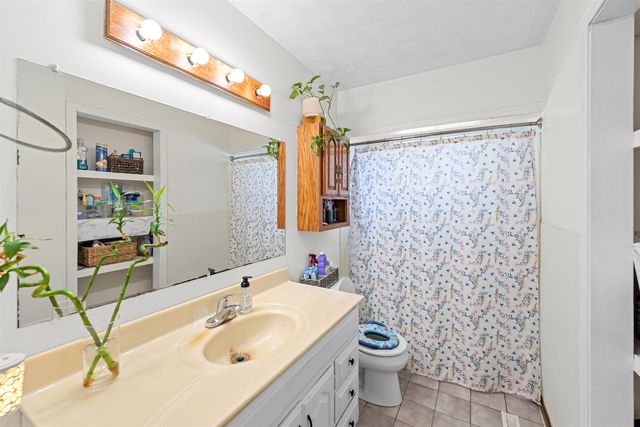 366 Maple Ave, Salina, KS 67401