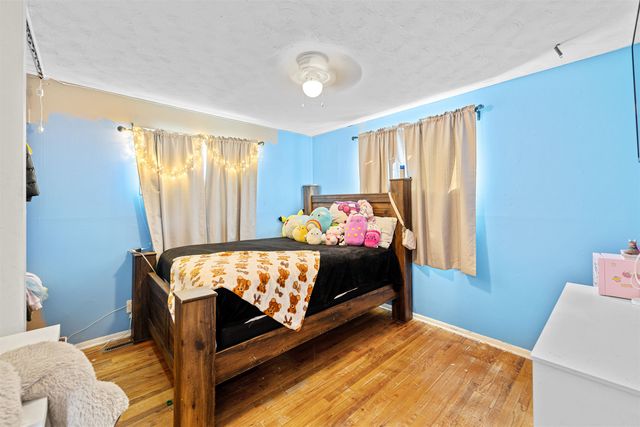 366 Maple Ave, Salina, KS 67401