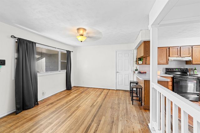 366 Maple Ave, Salina, KS 67401