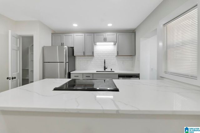 1701 Valley Ave Apt C, Homewood, AL 35209
