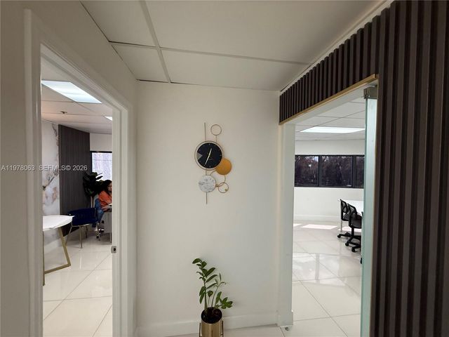 9600 NW 25th St 6B, Doral, FL 33172