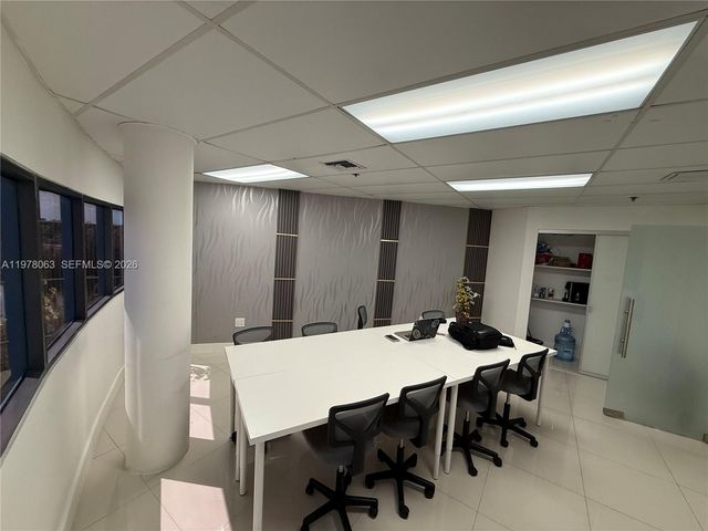 9600 NW 25th St 6B, Doral, FL 33172