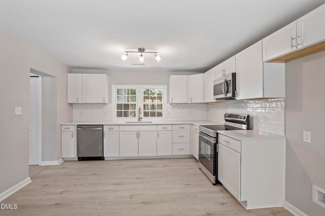 604 E Townsend Street, Dunn, NC 28334