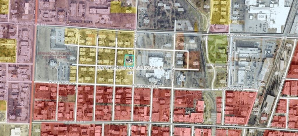 402 W Center Avenue, Springdale, AR 72764