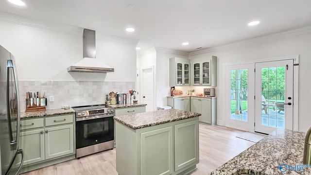 6609 Emmett Drive, Owens Cross Roads, AL 35763