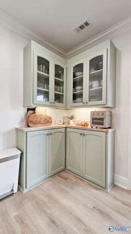 6609 Emmett Drive, Owens Cross Roads, AL 35763