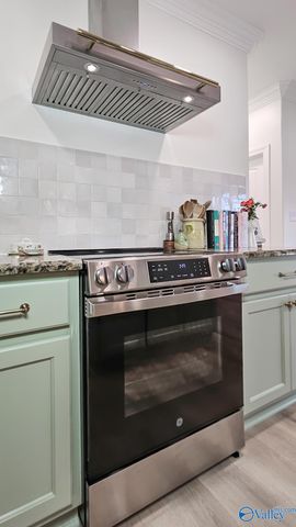 6609 Emmett Drive, Owens Cross Roads, AL 35763