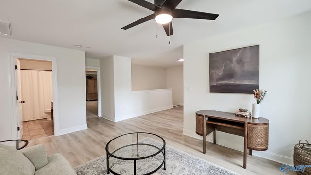 6609 Emmett Drive, Owens Cross Roads, AL 35763