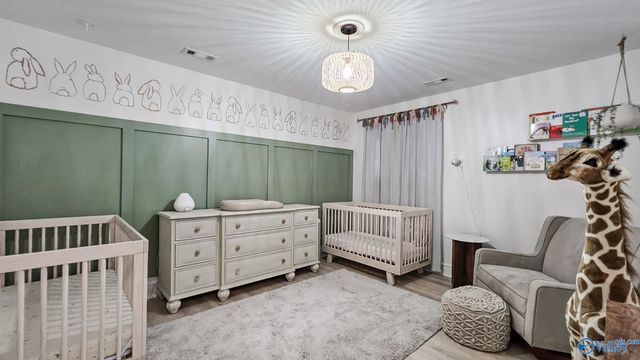 6609 Emmett Drive, Owens Cross Roads, AL 35763