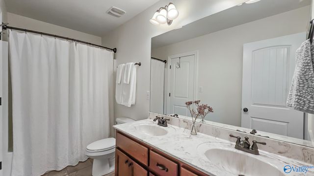 6609 Emmett Drive, Owens Cross Roads, AL 35763