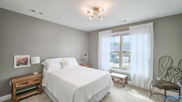 6609 Emmett Drive, Owens Cross Roads, AL 35763