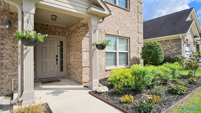 6609 Emmett Drive, Owens Cross Roads, AL 35763