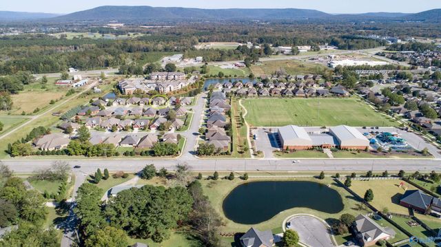 6609 Emmett Drive, Owens Cross Roads, AL 35763