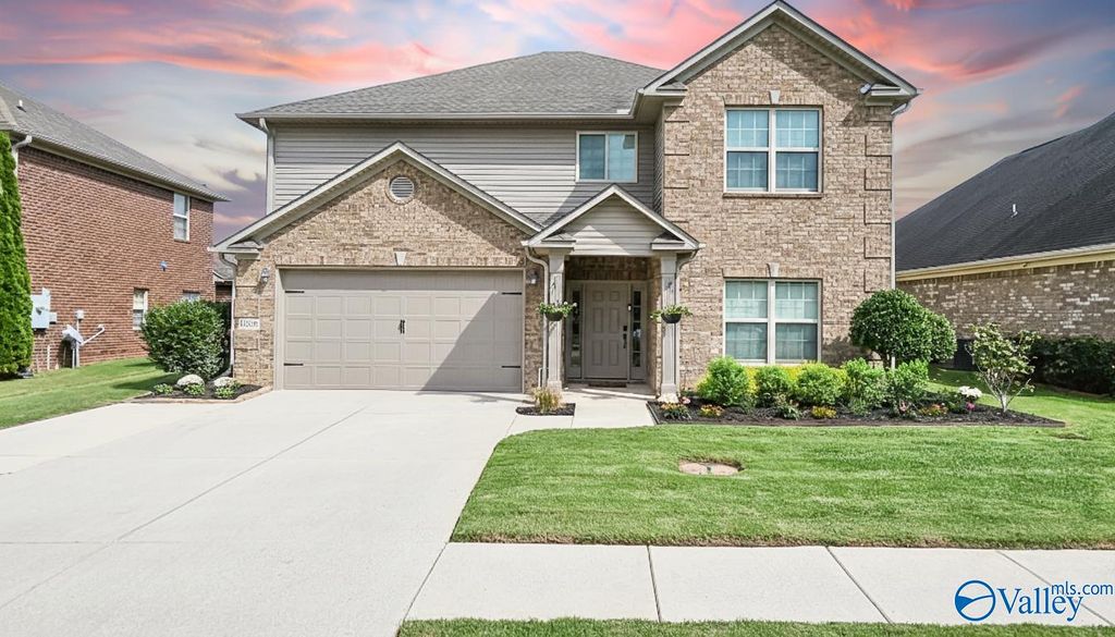 6609 Emmett Drive, Owens Cross Roads, AL 35763