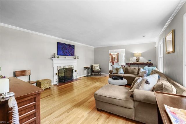 616 Lynn Shores DR, Virginia Beach, VA 23452