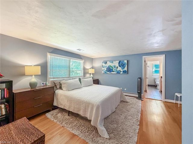 616 Lynn Shores DR, Virginia Beach, VA 23452