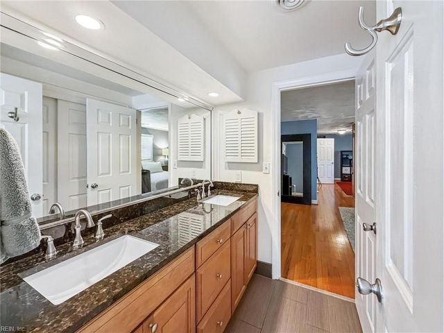 616 Lynn Shores DR, Virginia Beach, VA 23452