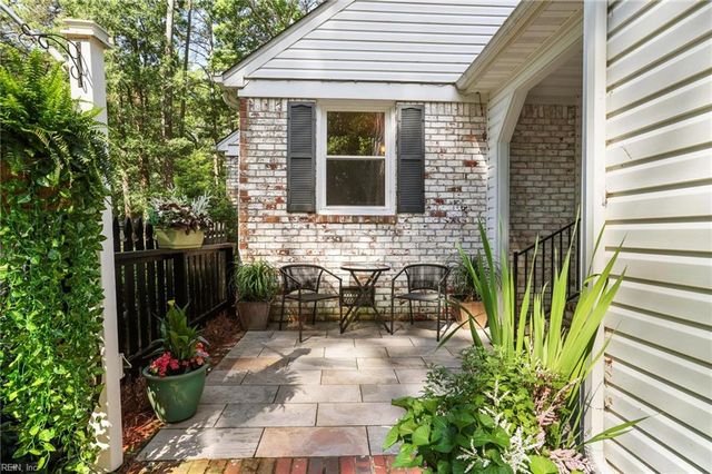 616 Lynn Shores DR, Virginia Beach, VA 23452